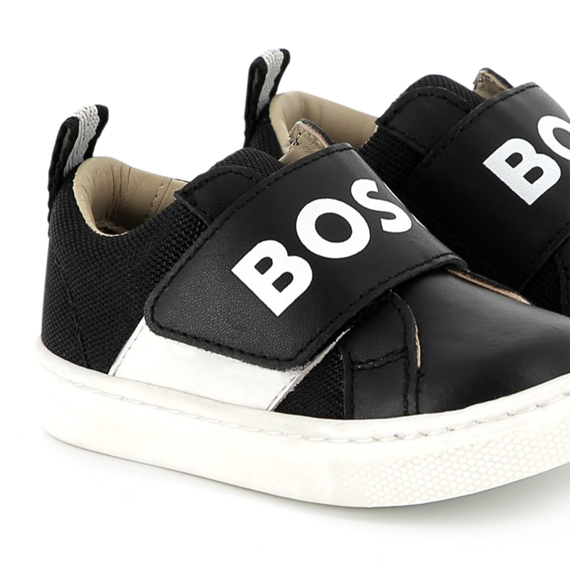 Leichte Sandalen mit Klett KARL LAGERFELD KIDS 
                    UNISEX